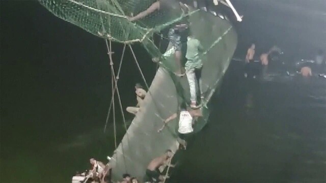 【悲報】インド、つり橋崩落141人死亡（動画あり）